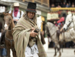 München Tourismus, Busreisen Heitauer, www.heitauer.de, reisen Heitauer, Busse Busreisen Chiemsee, Reisen Chiemsee, Bus Chiemsee, Busse Chiemsee, Chiemsee Busreisen, Chiemsee Reisen, Chiemsee Bus, Tagesausflüge Chiemsee, Ausflüge Chiemsee, Tagesfahrt Chiemsee, Busreisen Chiemgau, Reisen Chiemgau, Busreisen Chiemgau, Reisen Chiemgau, Bus Chiemgau, Busse Chiemgau, Chiemgau Busreisen, Chiemgau Reisen, Chiemgau Bus, Tagesausflüge Chiemgau, Ausflüge Chiemgau, Tagesfahrt Chiemgau, Heitauer, Bus Heitauer, Heitauer Reisen, Heitauer Europa, Heitauer Österreich, Spaß, bequem Reisen, bequem Busreisen, bequem verreisen , Freude am Reisen, Busreisen, Reisen mit dem Bus, bequem reisen mit dem Bus, schöne Aussicht, Luxus Reisen mit dem Bus, Erleben, Erlebnisreisen mit dem Bus, Urlaubsreisen mit dem Bus, Vereinsfahrten, Gruppenreisen, Tagesreisen, Schulverkehr, Personenbeförderung, unsere Busse, bequeme Sitze mit angenehmen Sitzabstand, verfügen über Klimaanlage, WC und Bordküche, DVD & Unterhaltung an Bord, www.busreisen-heitauer.de Liebe Reise Gäste, Qualität und Komfort sind die Grundlagen für zufriedene Kunden. An diesem Ziel halten wir auch nach über acht Jahrzehnten Reiseerfahrung konsequent fest.Mit unseren modernen Reisebusse haben wir einen weiteren Schritt zu noch mehr Bequemlichkeit beim Busreisen gewagt. Unsere modernen Neoplan Reisebusse mit großem Sitzabstand erfreuen sich nach wie vor großer Beliebtheit. Doch auch alle anderen Bausteine einer Reise haben unsere volleste Aufmerksamkeit. Ein gutes Hotel, eine fachkundige Reiseleitung, ein aufmerksamer Fahrer und eine umfassende Organisation soll Ihnen auch für die nächste Reisesaison höchsten Urlaubsgenuss garantieren. Alle Mitarbeiter und Familie Heitauer werden nach Kräften versuchen, Ihre nächste Busreise wieder zu einem vollen Erfolg werden zu lassen.Reisen bedeutet für den stressgeplanten Menschen schon immer etwas mehr, als nur einfach irgendwo hinzufahren. haben bequeme Sitze mit angenehmen Sitzabstand verfügen über Klimaanlage, WC und Bordküche DVD & Unterhaltung an Bord werden von unseren beiden Mechanikern sorgfältig gewartet Träumen und verlieben erlaubt! Die Stadt der Liebe ist mit dem Bus gut zu erreichen und bietet Alles was man für einen nettes Wochenende und Kurzurlaub braucht. Zu den Klassikern der Busreisen zählt ohne Zweifel die Mozart-Stadt Wien. Erleben sie die Wiener Kaffeehaus-Kultur. Berlin ist die Stadt des Wandels. Mit den zahlreichen Museen, Shows, Theater, Restaurants und Bars ideal für eine schöne Busreisen. Rom - die ewige Stadt. Der Petersdom, das Pantheon und das Colosseum zählen zum Pflichtprogramm jeder Busreise. Eine Busreise in die Schweiz lässt sich sehr gut mit den traditionsreichen Bergbahnen, dem Glacier- und dem Bernina-Express verbinden. Busreisen – gemeinsam, sicher & bequem Ein Merkmal von Busreisen ist das gemeinschaftliche Reisen als Gruppe. Das Reiseerlebnis unterscheidet sich grundlegend von anderen Reisearten und ist für viele Reisegäste ein maßgeblicher und wichtiger Bestandteil der Reise. Der Austausch unter den Reisenden und das Zusammenspiel mit Busfahrer und Reiseleiter runden das Reiseerlebnis einer Busreise ab. Die Hauptreiseziele von Busreisen sind Deutschland und das angrenzende europäische Ausland, z.B. Italien, Frankreich und Österreich. Sicherheit spielt bei Busreisen ebenfalls eine wichtige Rolle. Der Bus ist ein überaus sicheres Transportmittel, das belegen sämtliche Unfallstatistiken. Hohe Sicherheitsstandards und gesetzliche Regeln machen Busreisen sicher. Und auch in puncto Bequemlichkeit ist der Reisebus modern und auf das Wohlbefinden der Reisegäste ausgelegt. Reisebusse sind mit verstellbaren Sitzen und einem angenehmen Sitzabstand ausgestattet. Darüber hinaus verfügen Reisebusse über TV, Klimaanlage und Toilette. Der Umwelt zur Liebe – Busreisen In der heutigen Zeit hat das Thema umweltbewusstes Reisen einen so hohen Stellenwert wie noch nie. Zu recht, denn immerhin sollen auch zukünftige Generationen die Möglichkeit haben die Natur bewusst und mit ihrer ganzen Schönheit erleben zu können. Busreisen sind im Vergleich zu anderen Reisearten klimaschonend. Ein weiterer, guter Grund die nächste Reise mit dem Bus zu unternehmen – umweltbewusste Busreisen. Um einen Bus für eine gemeinsame Busfahrt, eine Klassenfahrt oder eine Veranstaltung zu mieten, bieten sich unterschiedliche Möglichkeiten an. Nahezu jedes Busunternehmen in Deutschland bietet die Möglichkeit einen Bus zu mieten. Die Anmietung eines Reisebusses erfolgt dabei in der Regel immer mit Busfahrer. Die Kosten für die Anmietung eines Busses mit Fahrer richten sich einerseits nach der Größe, der Ausstattung oder auch dem Alter des Busses, andererseits auch nach der saisonalen Nachfrage, der Strecke und ggf. weiteren Faktoren. In Ferienzeiten, zu Messeterminen und an Feiertagen muss man ggf. mit etwas höheren Kosten zur Anmietung rechnen. Wir planen Ihre Gruppenreise! Dank unserer langjährigen Erfahrung auf dem Gebiet der individuellen Gruppenreisen sind wir Ihr richtiger Partner. Wir planen und organisieren Ihre Gruppen- und Vereinsausflüge oder Betriebsausflüge und Klassenfahrten ganz individuell auf Ihre Wünsche abgestimmt. Egal ob es nur um die Busfahrt geht oder mit Hotel - senden Sie uns einfach Ihre Anfrage an info@heitauer.de oder nutzen Sie unser Anfrageformular. Dank unserer langjährigen Erfahrung auf dem Gebiet der individuellen Gruppenreisen sind wir Ihr richtiger Partner. Wir planen und organisieren Ihre Gruppen- und Vereinsausflüge oder Betriebsausflüge und Klassenfahrten ganz individuell auf Ihre Wünsche abgestimmt. Dank unserer langjährigen Erfahrung auf dem Gebiet der individuellen Gruppenreisen sind wir Ihr richtiger Partner. Wir planen und organisieren Ihre Klassenfahrten ganz individuell und auf Ihre Wünsche abgestimmt. - egal ober per Bus oder Flug. Klassenfahrten, Klassenfahrten mit dem Bus, mit dem Bus, Busreisen für Klassen, 7. Klasse, 8. Klasse, 9. Klasse, 10. Klasse, Reisen bedeutet für den stressgeplagten Menschen schon immer etwas mehr, als nur einfach irgendwo hinzufahren CURCUS Krone, Circus, Krone, Circus Krone München, Passionsspiele Erl, 1. Tag: Anreise über Innsbruck – Brenner – Bozen- Verona – Mailand zum Lago Maggiore nach Stresa. Unser **** Hotel Milan Speranza Au Lac liegt im Zentrum an der Seepromenade. Abendessen im Hotel. 2. Tag: Nach dem Frühstück erwartet uns der Reiseleiter zum Ausflug mit einem Privatboot zu den Borromäischen Inseln. Die Isola Bella beeindruckt durch einen prunkvollen Barockpalast in einem wunderschönen italienischen Garten mit Pflanzen aus aller Welt. Auf der Isola dei Pescatori entdecken Sie ein malerisches Fischerdorf . Die originellen Wohnhäuser mit Atmosphäre erinnern an vergangene Zeiten. Im Anschluss können Sie noch in der schönen Altstadt des berühmten Kurortes Stresa bummeln. Abendessen im Hotel. 3. Tag: Heute erwartet uns der Reiseleiter für einen Ausflug nach Locarno mit Stadtführung. Das Zentrum der Stadt bildet die Piazza Grande, einer der schönsten Plätze der Schweiz mit vielen Cafes und Restaurants. Am Nachmittag geht es in den benachbarten mondänen Kurort Ascona, einst Fischerdorf, heute Domizil der Künstler und der High Society. Abendessen im Hotel 4. Tag: Heimreise über den Comer See – St. Moritz – Landeck – Innsbruck – in die Heimatorte., Bodensee Sizilien, Palermo, Taormina, Monreale Ätna Cefalu, 7 Tage Sizilien,sizilien-das-schmuckstueck-sueditaliens, einsteigen, erleben, genießen, Busreise, Busreisen Heitauer, 100 Jahre Busreisen Heitauer, Jubiläum